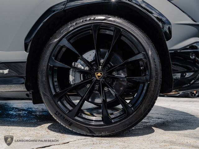 2024 Lamborghini Urus S