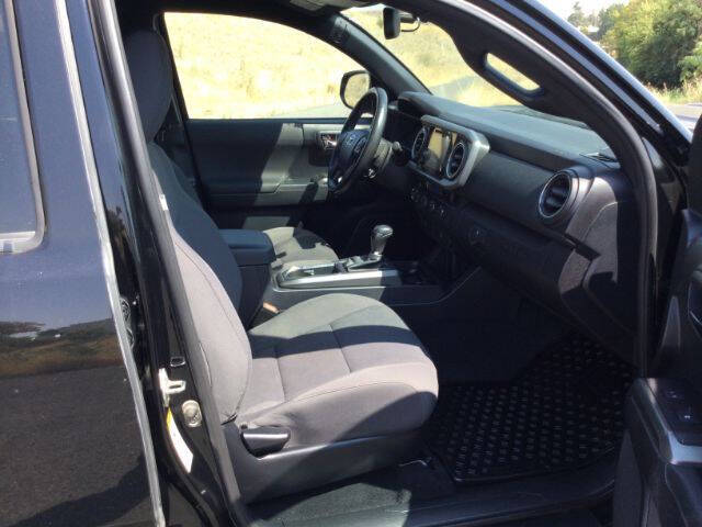 2017 Toyota Tacoma TRD Sport