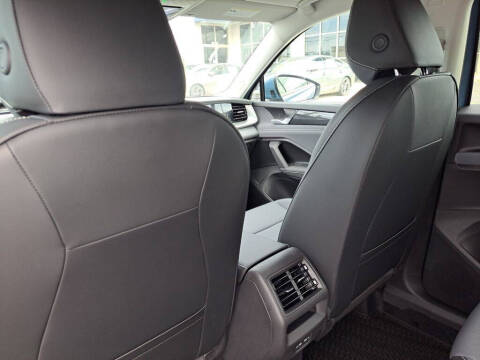 2025 Volkswagen Tiguan SE