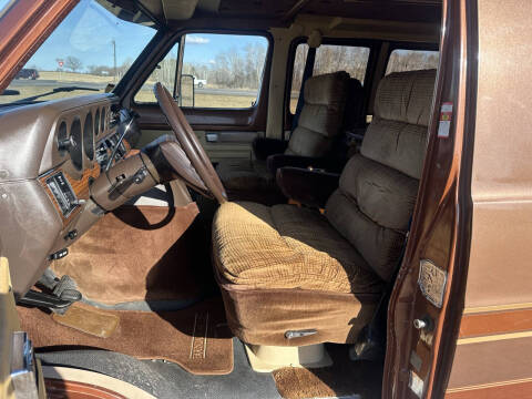 1984 Dodge Ram Van B250