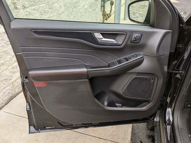 2024 Ford Escape ST-Line Select