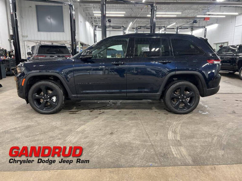 2024 Jeep Grand Cherokee Limited's photo