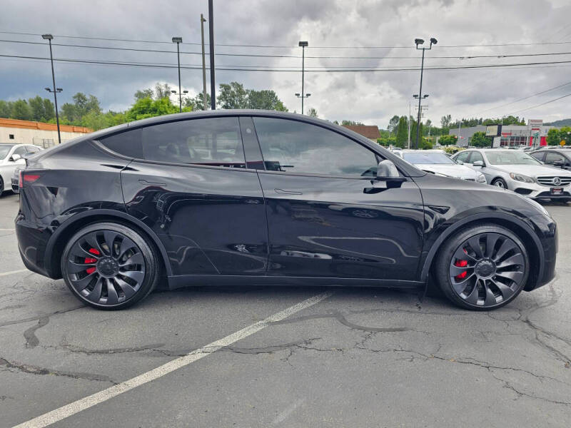2023 Tesla Model Y Performance