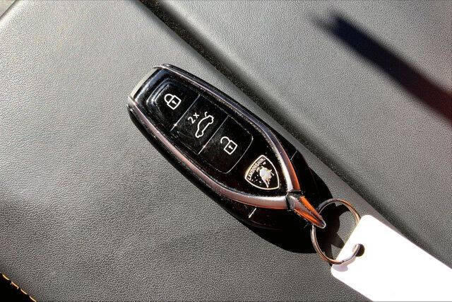 2023 Lamborghini Urus S