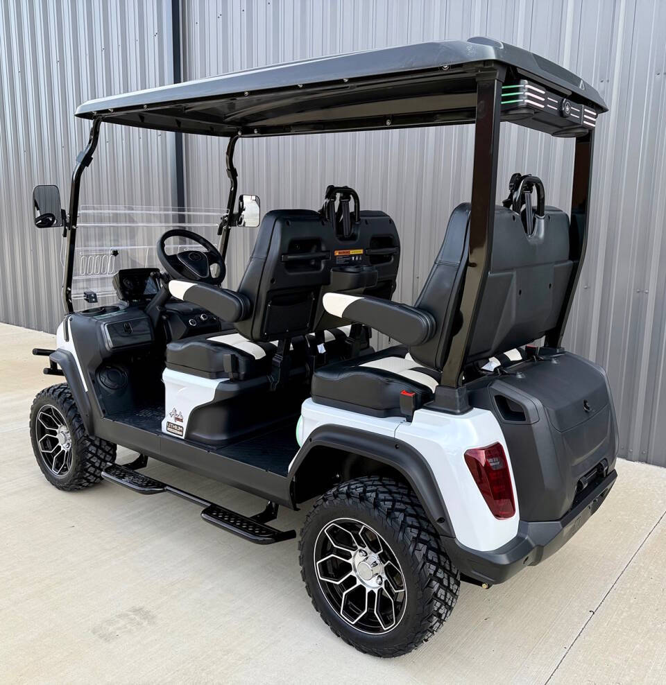 2025 Evolution D5 Maverick 4 Plus for sale at Aledo Golf Carts in Willow Park, TX