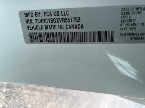 2027 Chrysler Pacifica Select