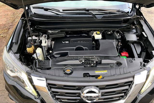 2019 Nissan Pathfinder S