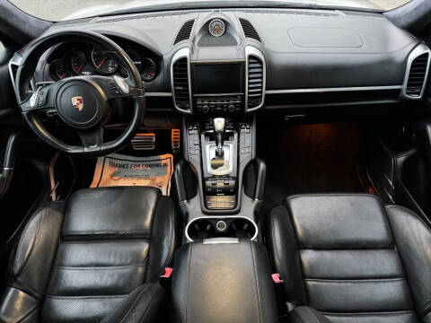 2013 Porsche Cayenne Turbo