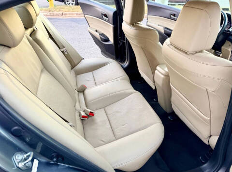 2014 Acura ILX 2.0L w/Tech