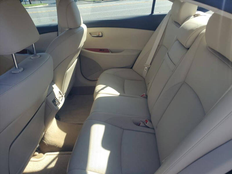 2011 Lexus ES 350