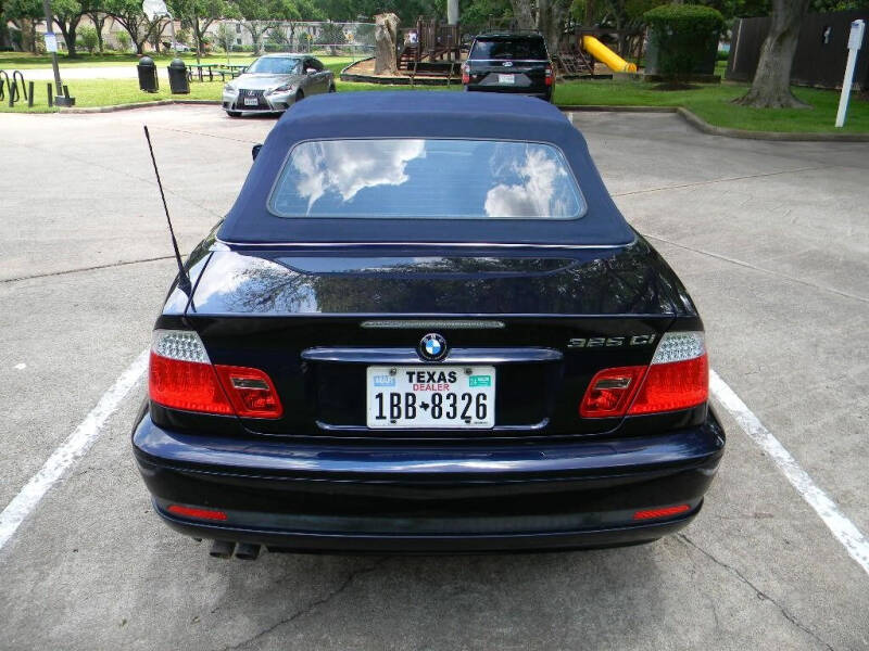 2004 BMW 3 Series 325 photo 8