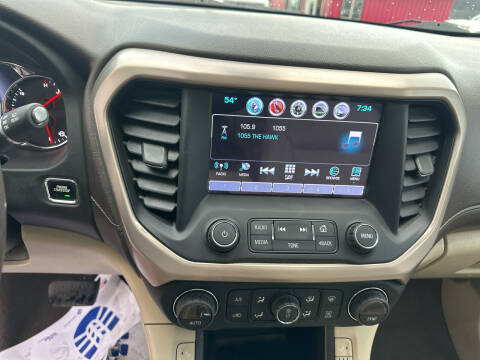 2017 GMC Acadia Denali