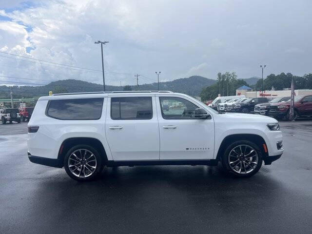 2024 Jeep Wagoneer L Series III