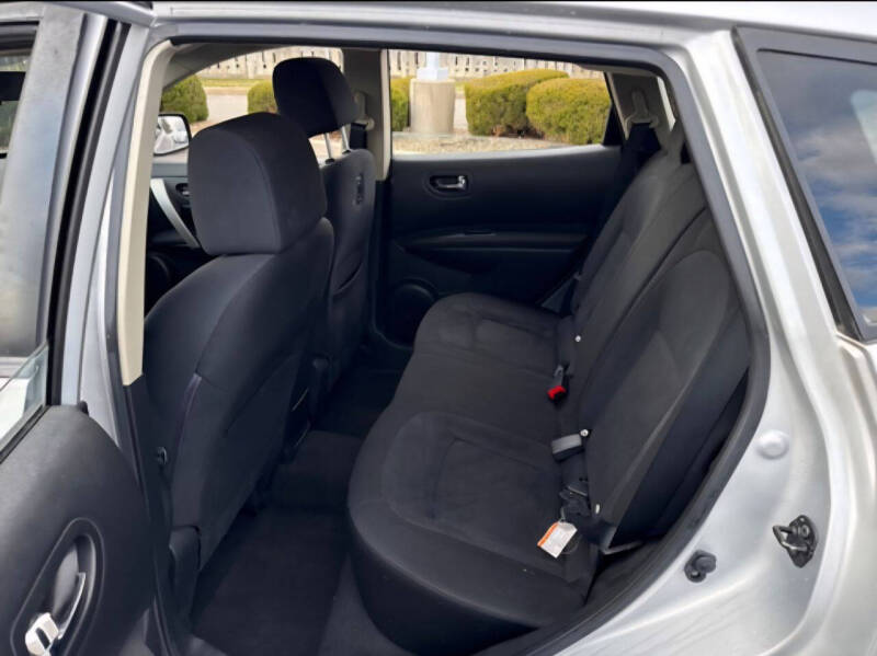 2015 Nissan Rogue Select S