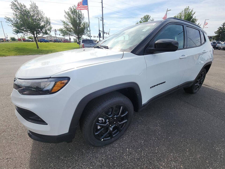 2024 Jeep Compass for sale at Victoria Auto Sales in Victoria, MN