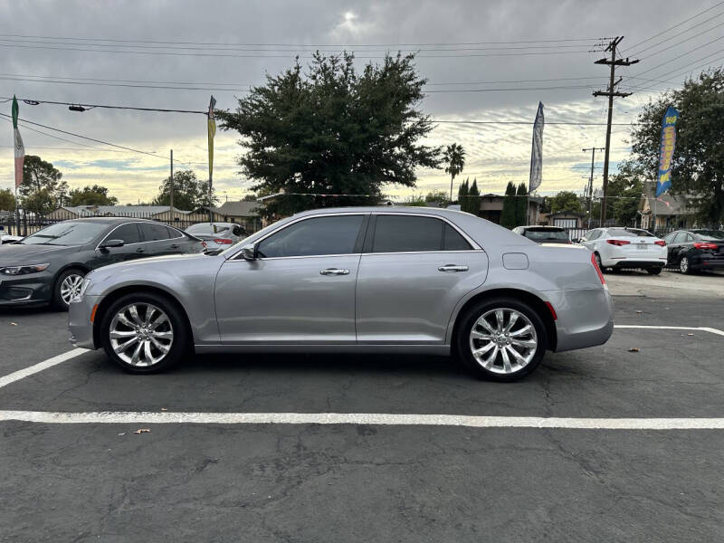 2018 Chrysler 300 Limited