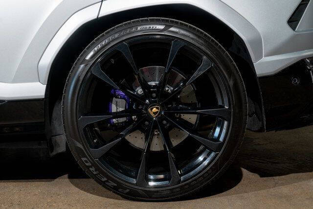 2022 Lamborghini Urus