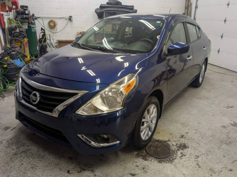 2019 Nissan Versa SV