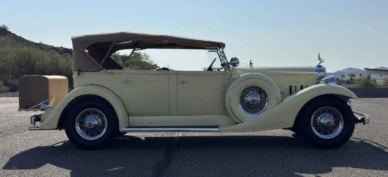 1933 Packard Eight