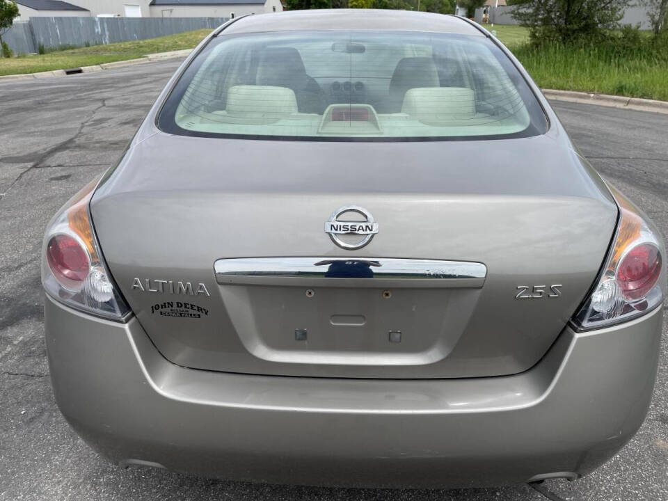 2007 Nissan Altima for sale at Twin Cities Auctions in Elk River, MN