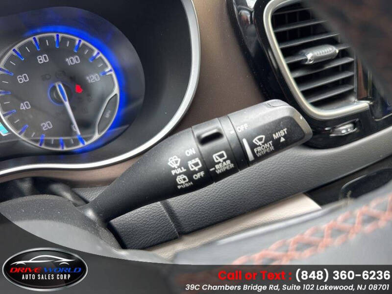 2017 Chrysler Pacifica Touring-L Plus