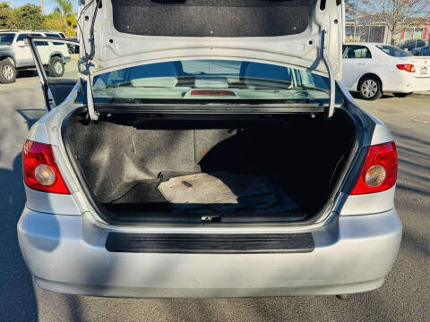 2005 Toyota Corolla CE