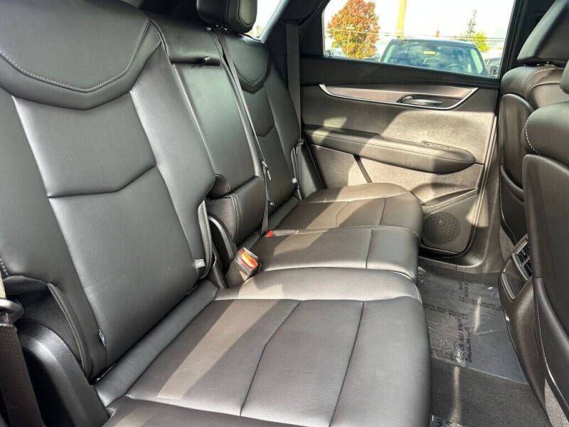 2022 Cadillac XT5 Luxury