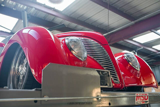 1939 Ford Deluxe
