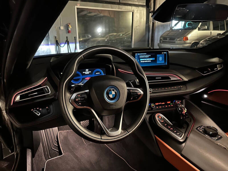 2019 BMW i8
