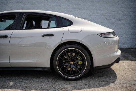 2023 Porsche Panamera