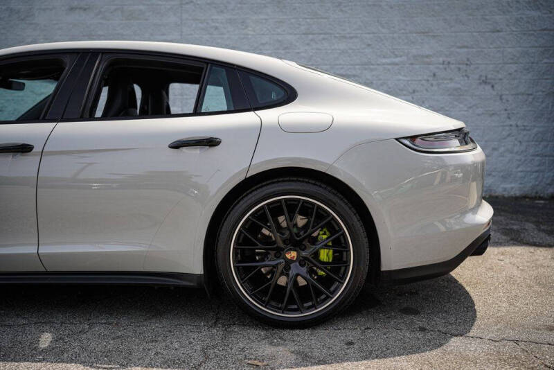 2023 Porsche Panamera
