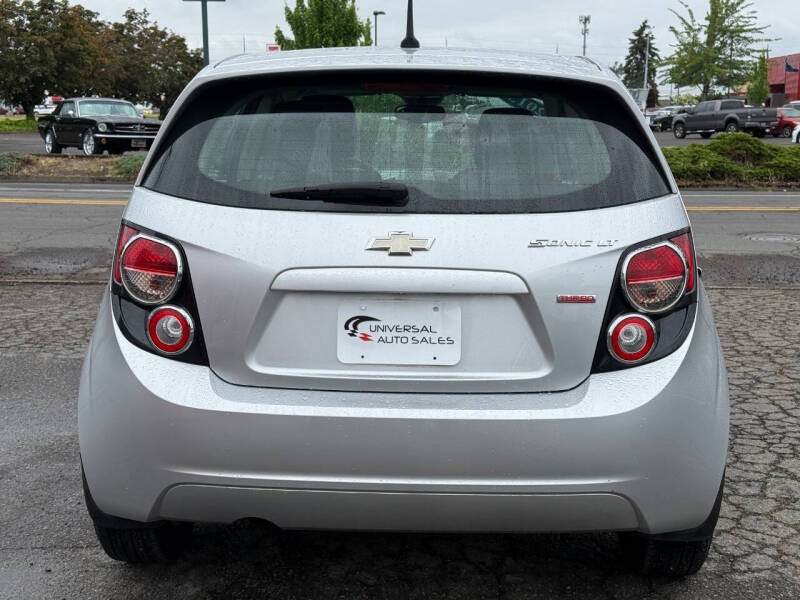 2013 Chevrolet Sonic LT Manual