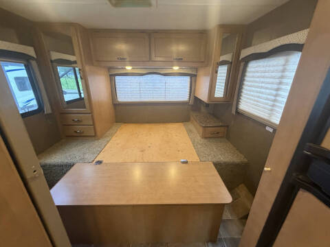 2017 Thor Motor Coach Chateau