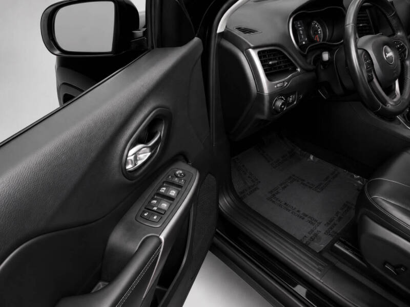 2019 Jeep Cherokee Altitude