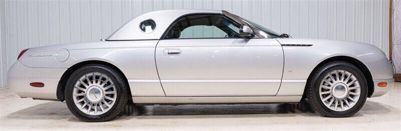 2004 Ford Thunderbird Deluxe