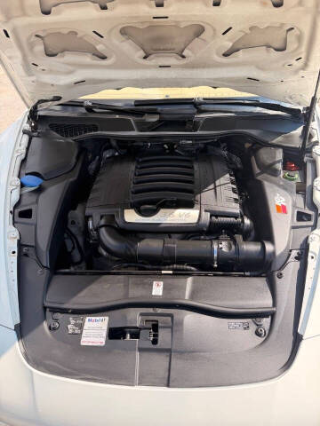 2011 Porsche Cayenne Tiptronic