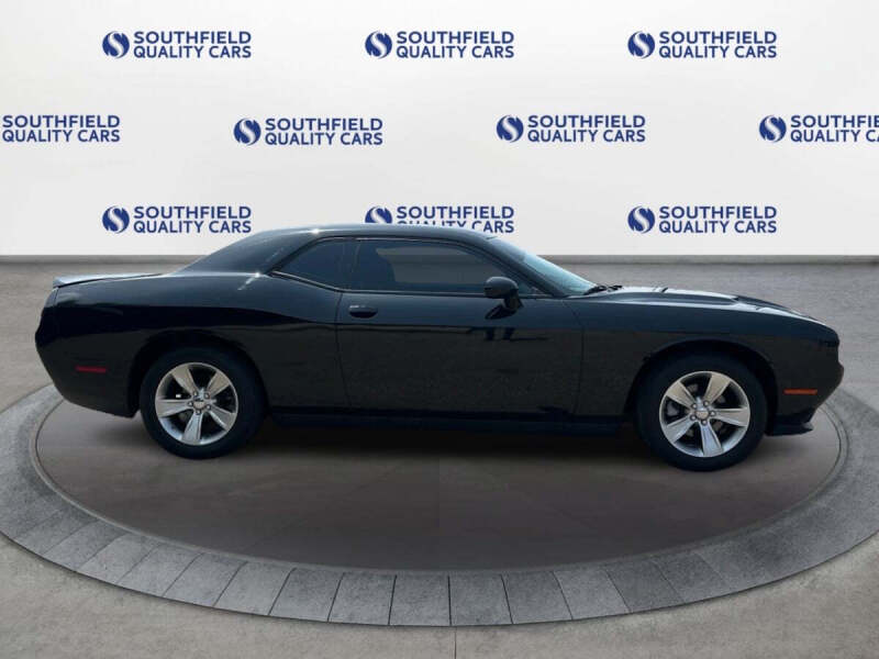 2020 Dodge Challenger SXT