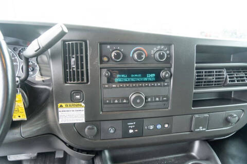 2022 GMC Savana 2500
