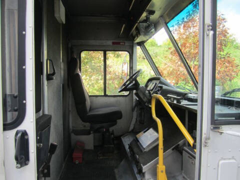 2005 Freightliner MT45 Chassis