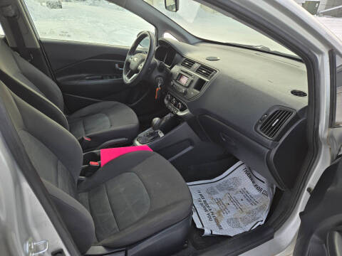 2013 Kia Rio 5-Door LX