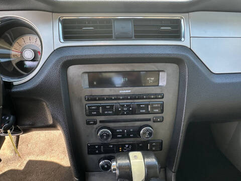 2011 Ford Mustang V6 Premium