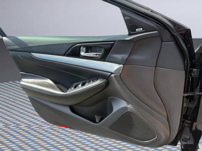 2023 Nissan Maxima