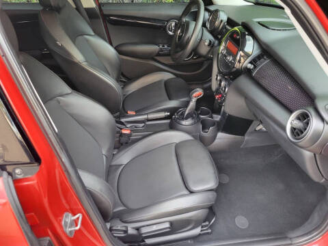 2015 MINI Hardtop 4 Door Cooper S