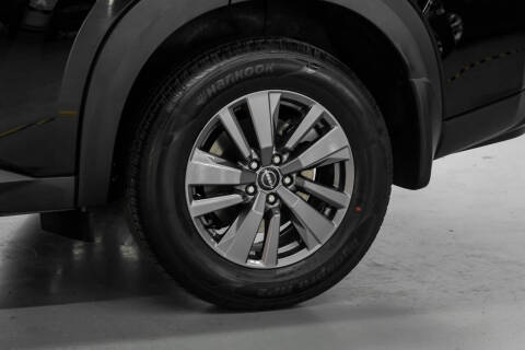 2025 Nissan Pathfinder S