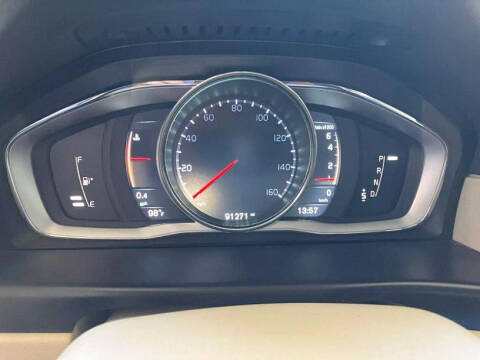 2016 Volvo XC70 T5 Premier