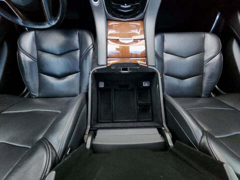 2020 Cadillac Escalade Luxury