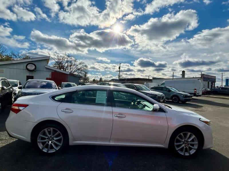 2013 Toyota Avalon XLE