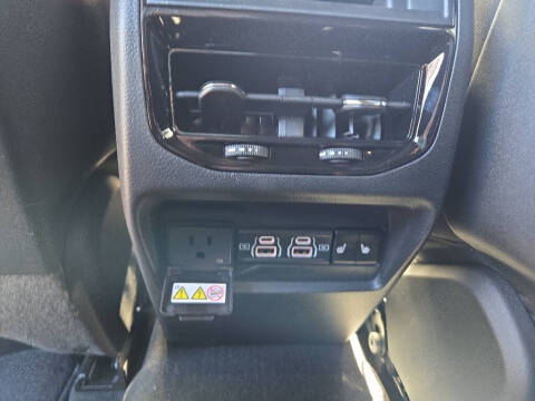 2025 Jeep Grand Cherokee Overland