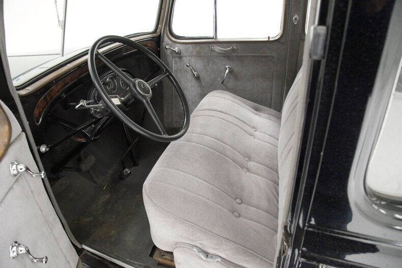 1933 Chevrolet Master Deluxe