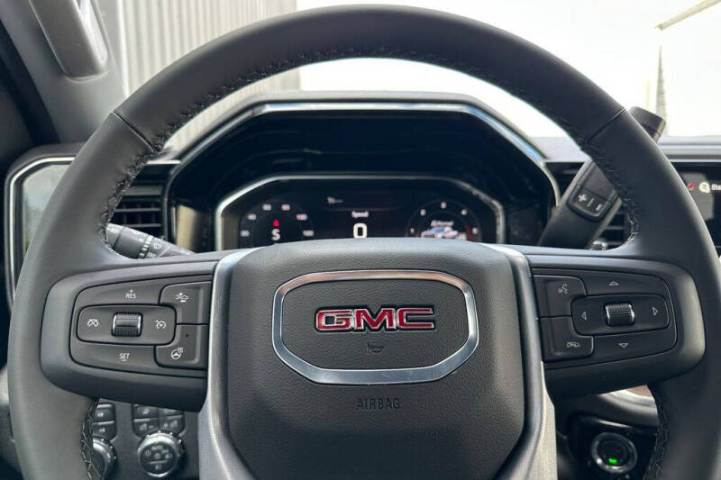 2025 GMC Sierra 2500HD